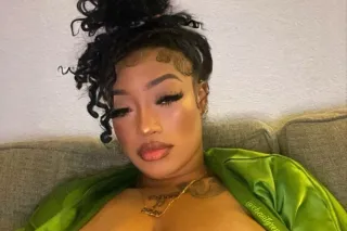 SEXY 100% REAL THICK ASS LATINA - Image 3