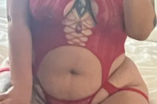 Miss Lacie 💦🍑💋💦 Tight and super soaking wet💦🍑💋 IN AND OUT 2 Girl Special - Image 5
