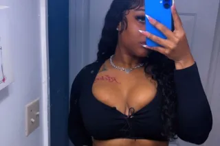 💦💋NEW HOTTEST IN TOWN 💦EATER OFF THE BONE💋💦2 GIRLS SPECIAL😋‼WET💦CREAMY🍦TIGHT😩PUSSY😋SEXY ASF 💦⭐⭐⭐⭐⭐ - Image 5