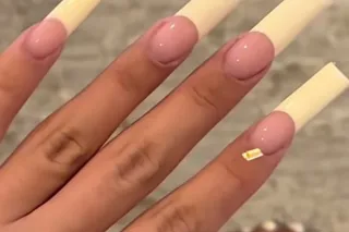 100$ AVAILABLE NOW READ ME AVAILBLE ALL DAY😘💕 - Image 2