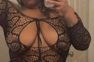 London🎀 - 25 - Image 1