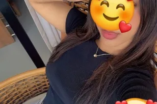 beautiful girl available - Image 2
