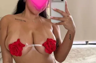 Elegance and Fire 💦🤤 Secrets Only We Know 👌🏻🍑💞💞 🔥🎀🍒🌸😚 - Image 1