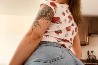 LET'S HAVE FUN💋TEXT ME YOUR AG... - Image 4
