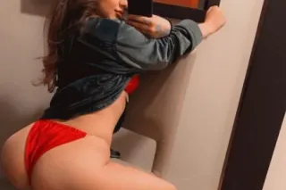 👀LOOK NO FURTHER... 😍 You've Found HER 🥰 - Image 2