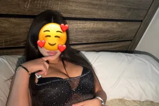 🤤I’m available, love now Latin Sexy😍 - Image 1