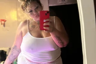 . ......Busty, Beautiful bombshell thROAT-GOAt ready now!! Your place or mine call now for more details!! - Image 4