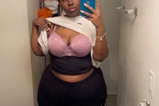 🍑🍦The Curvy Connoisseur 🍑🍦 - 2... - Image 3