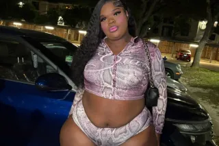 big booty discreet trans🤫🤫🏳‍⚧️... - Image 2