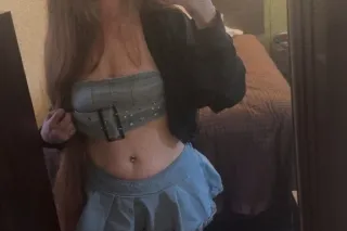 Come See About Me. Ms. Wet The Bed 💦❄🐰 - Image 9