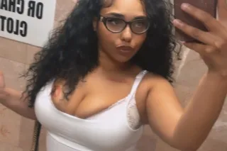 curvy partygirl BOMBSHELL - 22 - Image 2