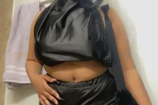 cardates, outcalls require transportation via uber - Image 2