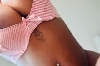 🔥SLIM PETITE BIG BOOBS😍OUTS ON... - Image 2