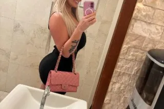 Gorgeous Blonde Upscale . Alwa... - Image 4