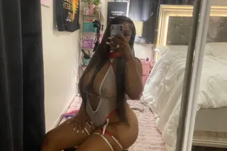 Outcalls WetDream LOOKIN TO HAVE SOME FUN 24/7 - Image 3