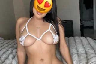 Hi, I'm new 🫦 in the area. Gua... - Image 1