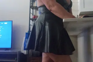Blonde Milf Outcall only - 40 - Image 3