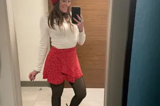 Sexy Sweet Petite Treat Now Vi... - Image 1