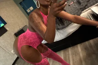 NEW IN TOWN ⭐SEXYSWEETHEART 🧚♀... - Image 3