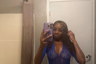 SEXY PETITE FANTASY GIRL😍🍫WET and CREAMY💦 - Image 3