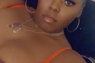 NEW IN TOWN 💋✨ Juicy vibes onl... - Image 3