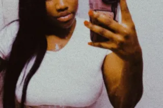 🧚🏾♀ The pussy fairy is back in... - Image 2