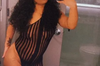 FOREIGN BADDIE LETS PARTY 🥳 - Image 2