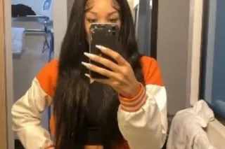 i work ALONE 🏙😚Cali girl Here ... - Image 2