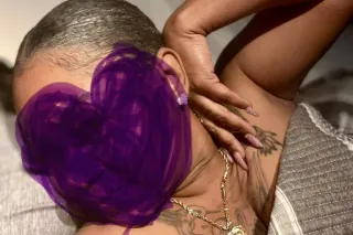 YUP IM NASTY👅💦🍓 I like when you pull it out and nut all ova my ass cheek and throwing all this red ass back and gripping that dick‼ I love when a nigga moan and jack that dick on dis fat ass pussy😹🫦👅 - Image 5