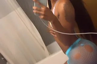 Petite wet tight creamer💦 Outcalls & Incalls Available - Image 7