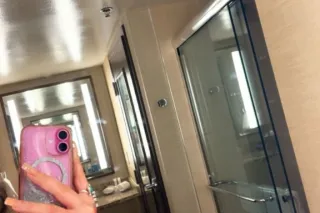 You favorite busty babe is back in town - Image 5