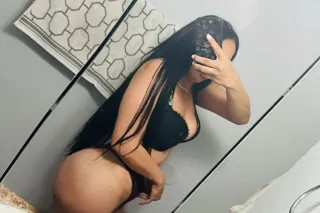 Sexy Girl - 28 - Image 2