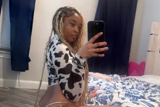 classy freak🫦 tight pussy 🐱 wet mouth 👅 want to make you bust 💦💦 - Image 7