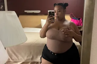 Here for a Good Time😘 - 25 - Image 1