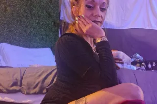 COME HAVE MONDAY FUN DAY WITH ME LET ME TICKLE YA PICKLE - Image 2