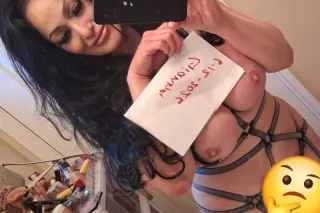 Gianna wants to play - Image 3