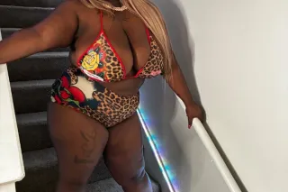 🍈🍈busty ebony BBW ready for fu... - Image 4