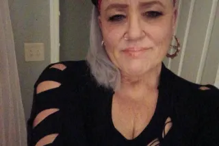 last night fellas im closeing downsome time tonight but keep watch my sxit post i want all my fans to see how much i appreciate them just a short clip for yall😋 - Image 6