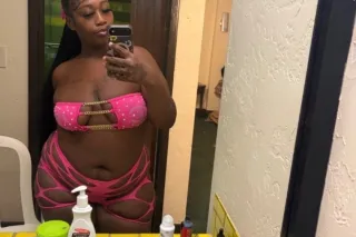 COME GET YO DICK SUCKED BY THE PRETTY BRACE FACE BBW💙 INCALLS AND OUTCALLS - Image 2