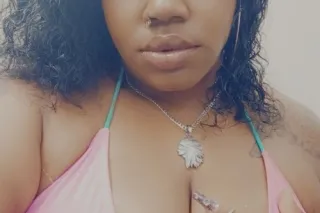 💲💲75.00💦CUM CATCH BERRY EARLY QV SPECIALS 💋😘😍💦💦 - Image 1