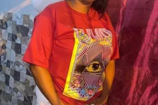 Hi, I'm a Latina girl with brown skin. - Image 2