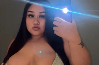 tight asian pussy 💦 ready to bust 🥰🥰 - Image 5