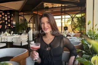 Lora, agency Genoa Escort. Last seen online: 20.7.2026 - Image 5