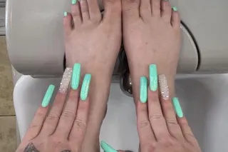 incall with a thick green eyed goddess 😍 - Image 5