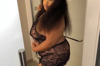 THICK MAMAS😍⭐INCALLS OUTCALLS AVAILABLE🥂LAST NIGHT IN TOWN FOR AWHILE - Image 6