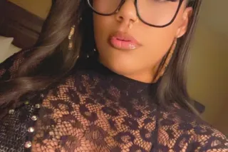 thick sweet and pleasurable 🍑💦... - Image 2