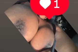 😍😍😍lay back & let me handle that dick daddy👅👅 - Image 1