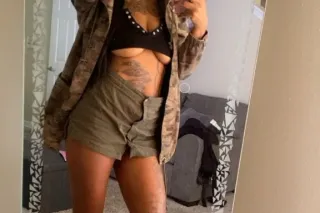 PETITE & PRETTY 😏😋💦INCALL SPEC... - Image 3