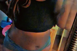 🏆Enjoy My Sweet Lips and Thick Hips🏆 - Image 3