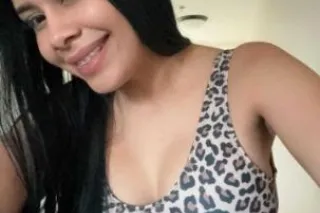 👛BIG ASS🍑SEXY LATINA🇨🇴 BEAUTIF... - Image 1